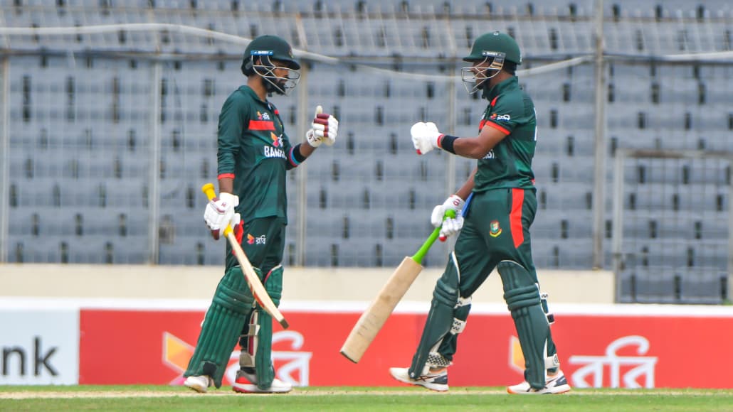 Three fifties lift Bangladesh to 274 in whitewash bid
