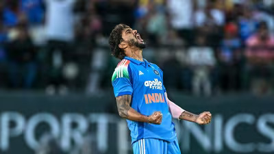 চোটে আয়ারল্যান্ড সিরিজ শেষ, ইংল্যান্ড সফরও শঙ্কায় রেড্ডির