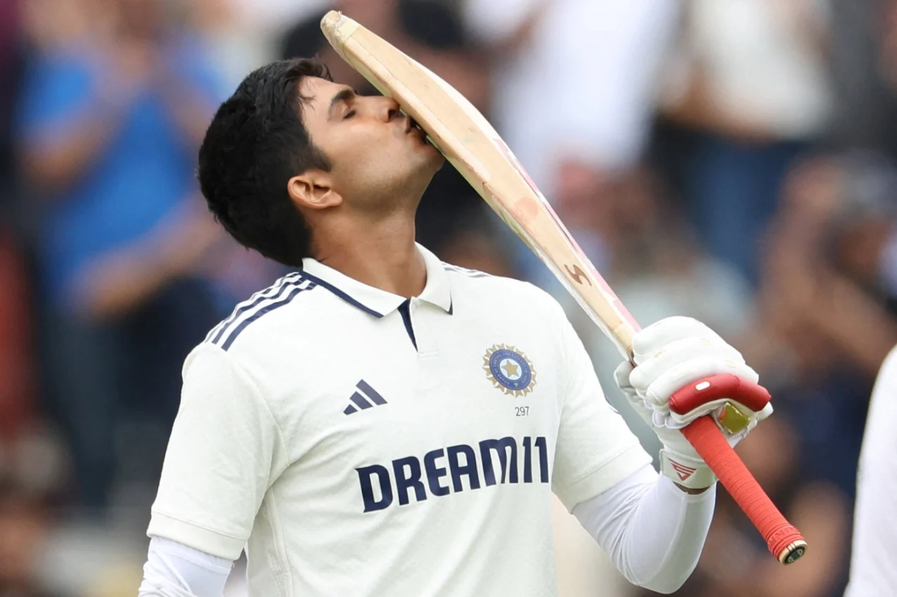 ইংল্যান্ড সফরে ব্যাট হাতে রানের বন্যা বইয়ে দিচ্ছেন শুভমান গিল