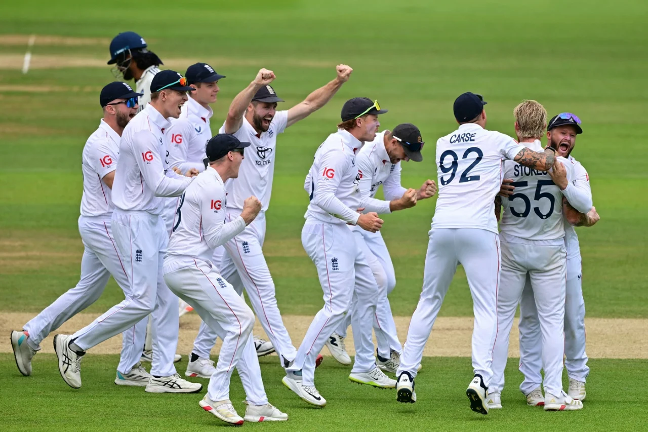 The England fielders are ecstatic after Ben Stokes sent back KL Rahul