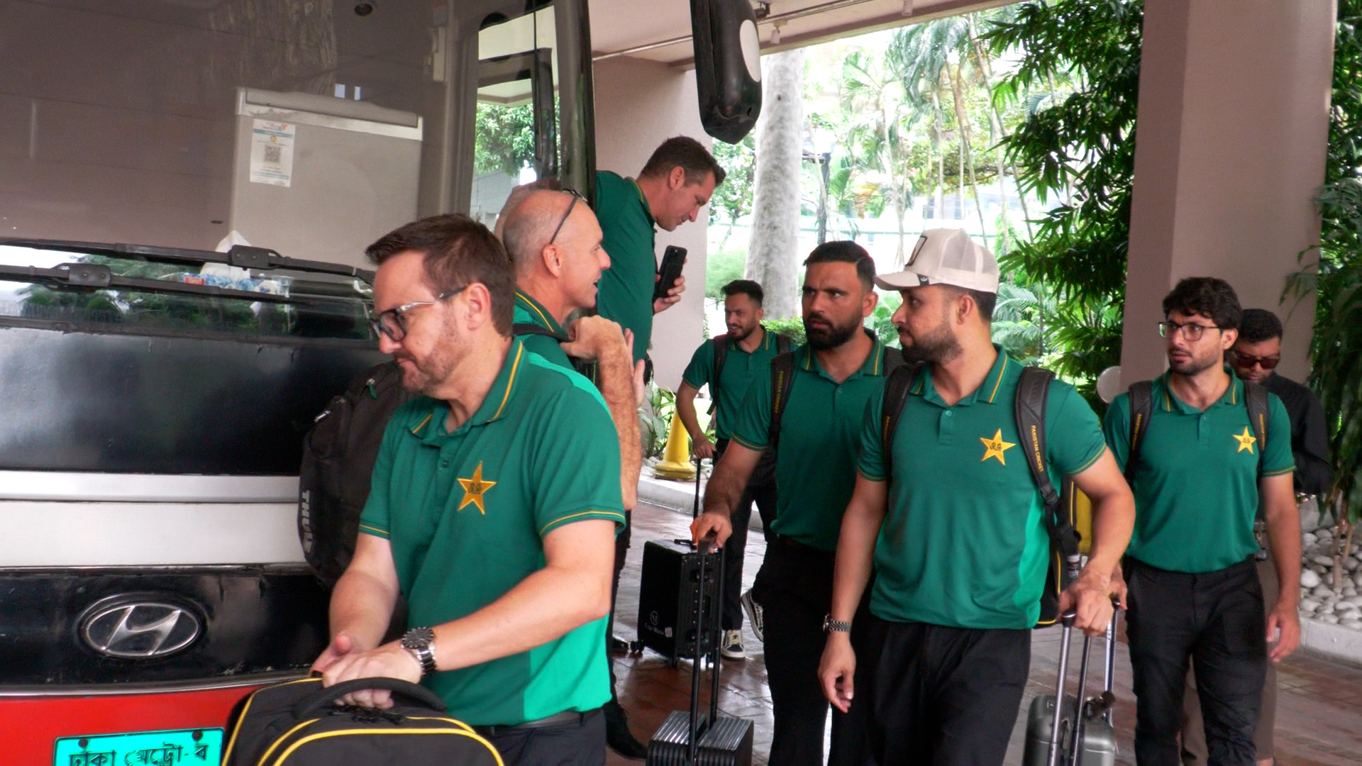 Pakistan land in Dhaka today