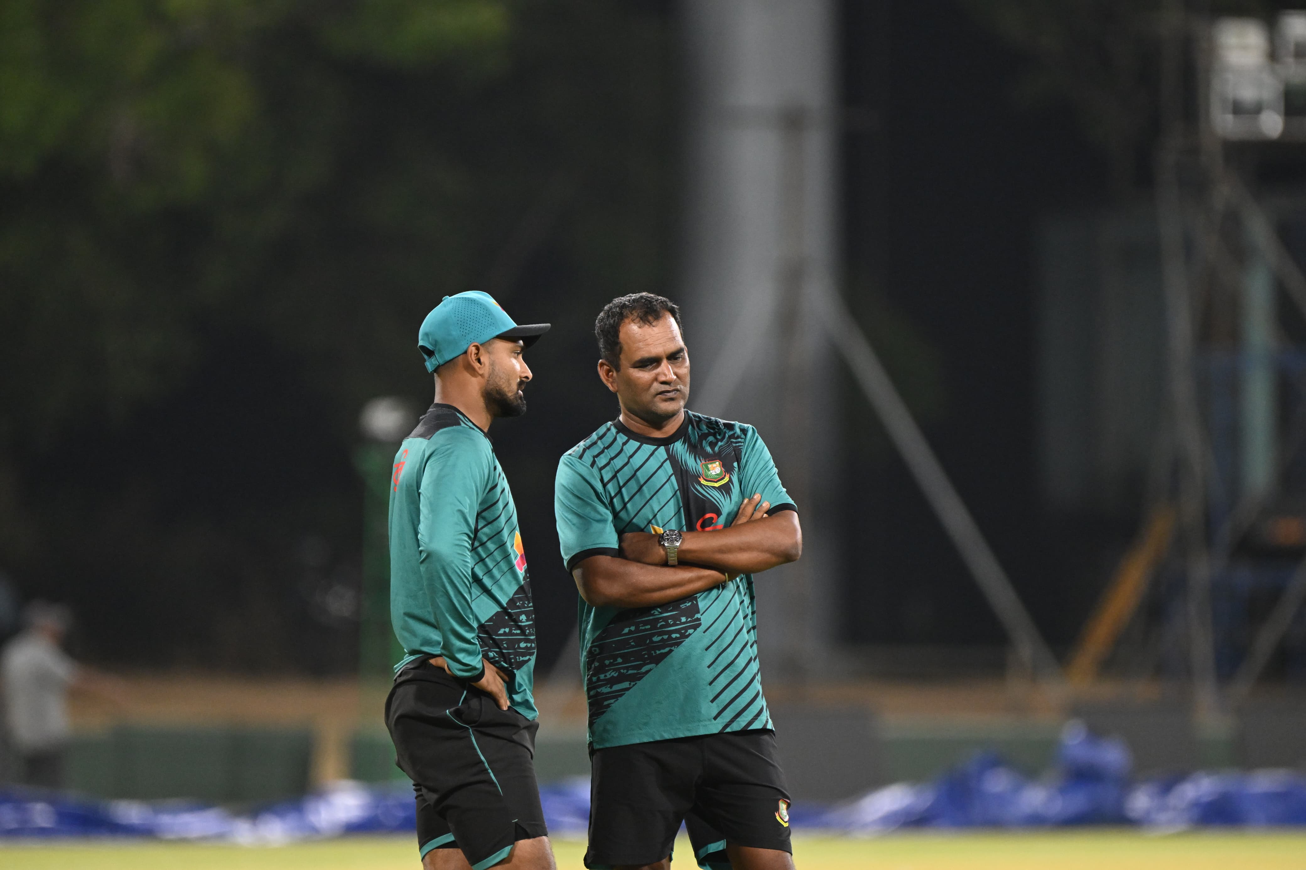 Litton Das with coach Mohammad Salahuddin, Cricfrenzy