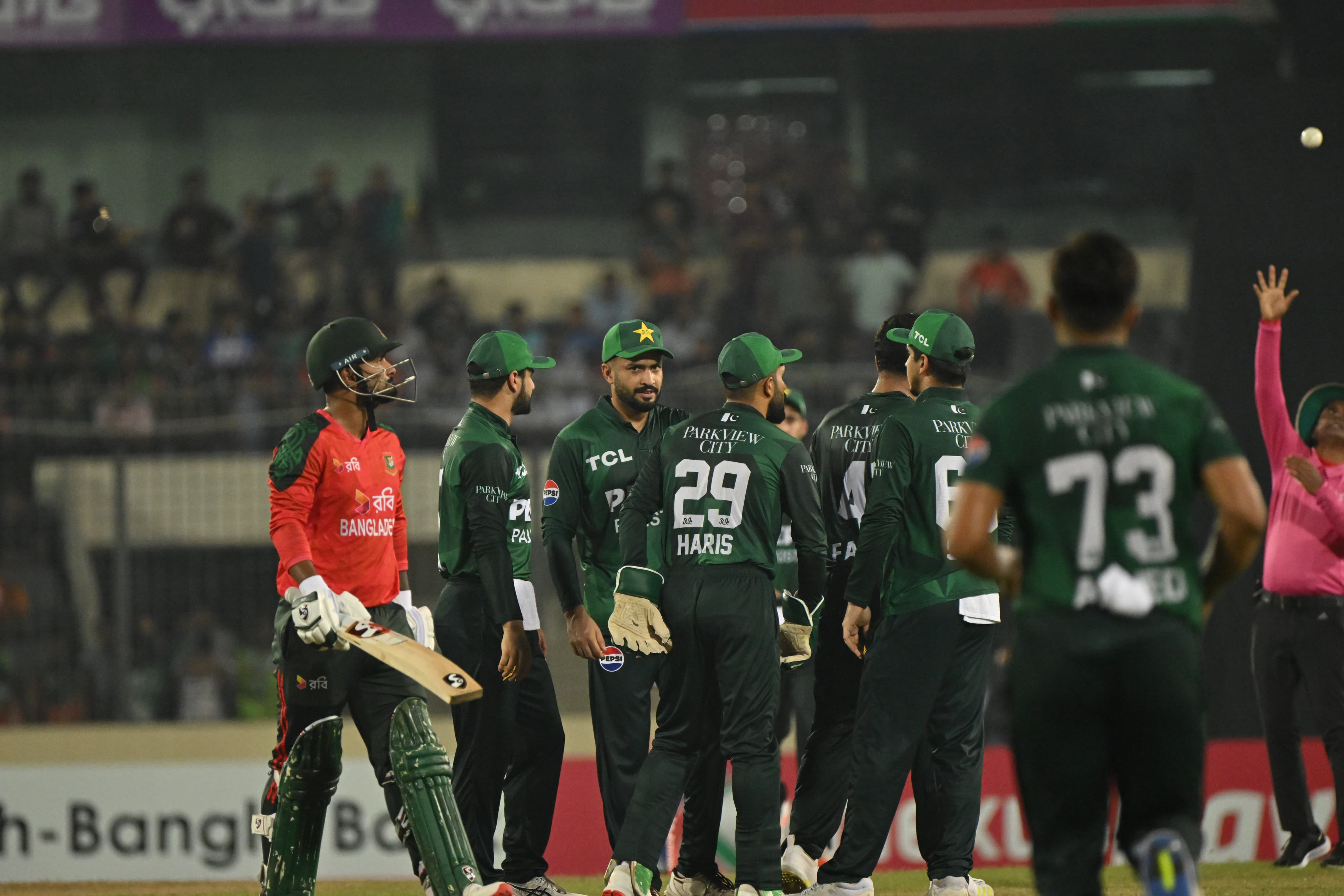 Pakistan celebrate Litton Das' wicket, Cricfrenzy