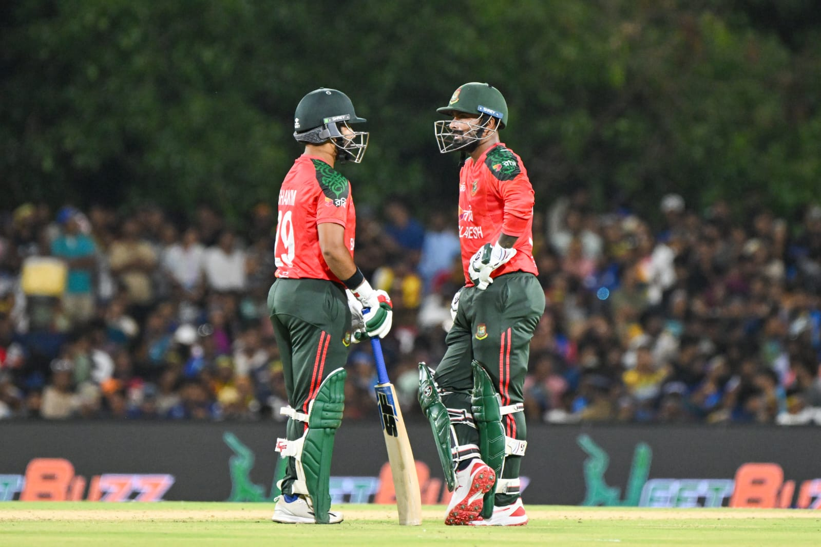 Litton Das and Shamim Hossain in the middle, Cricfrenzy