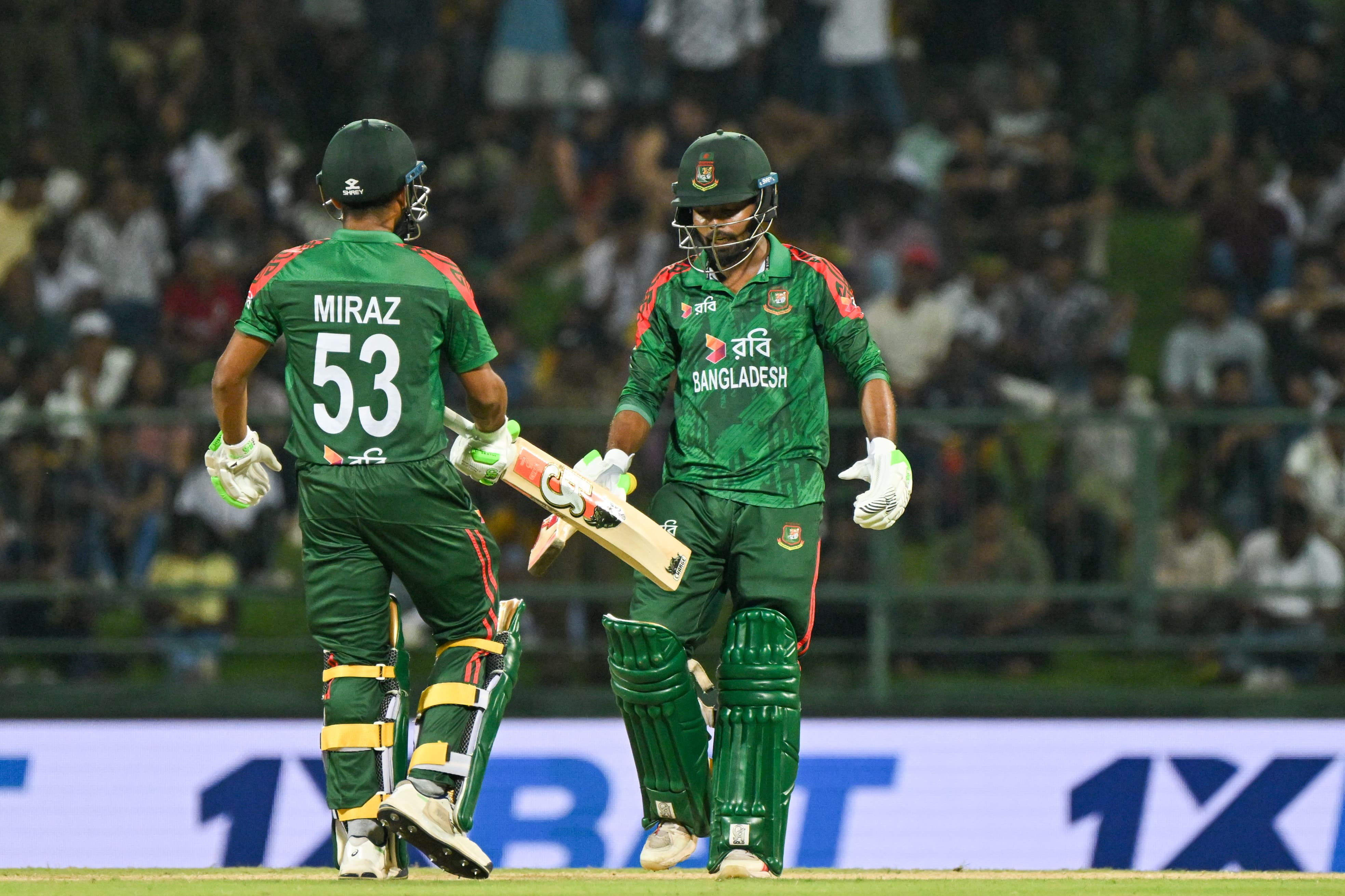 জুটির পথে মিরাজ ও হৃদয়, ক্রিকফ্রেঞ্জি