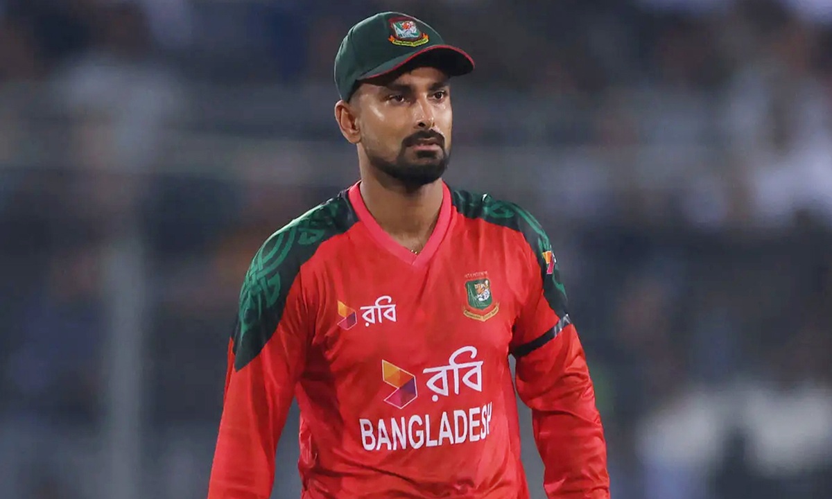 এলপিএল থেকে নাম সরিয়ে নিলেন লিটন