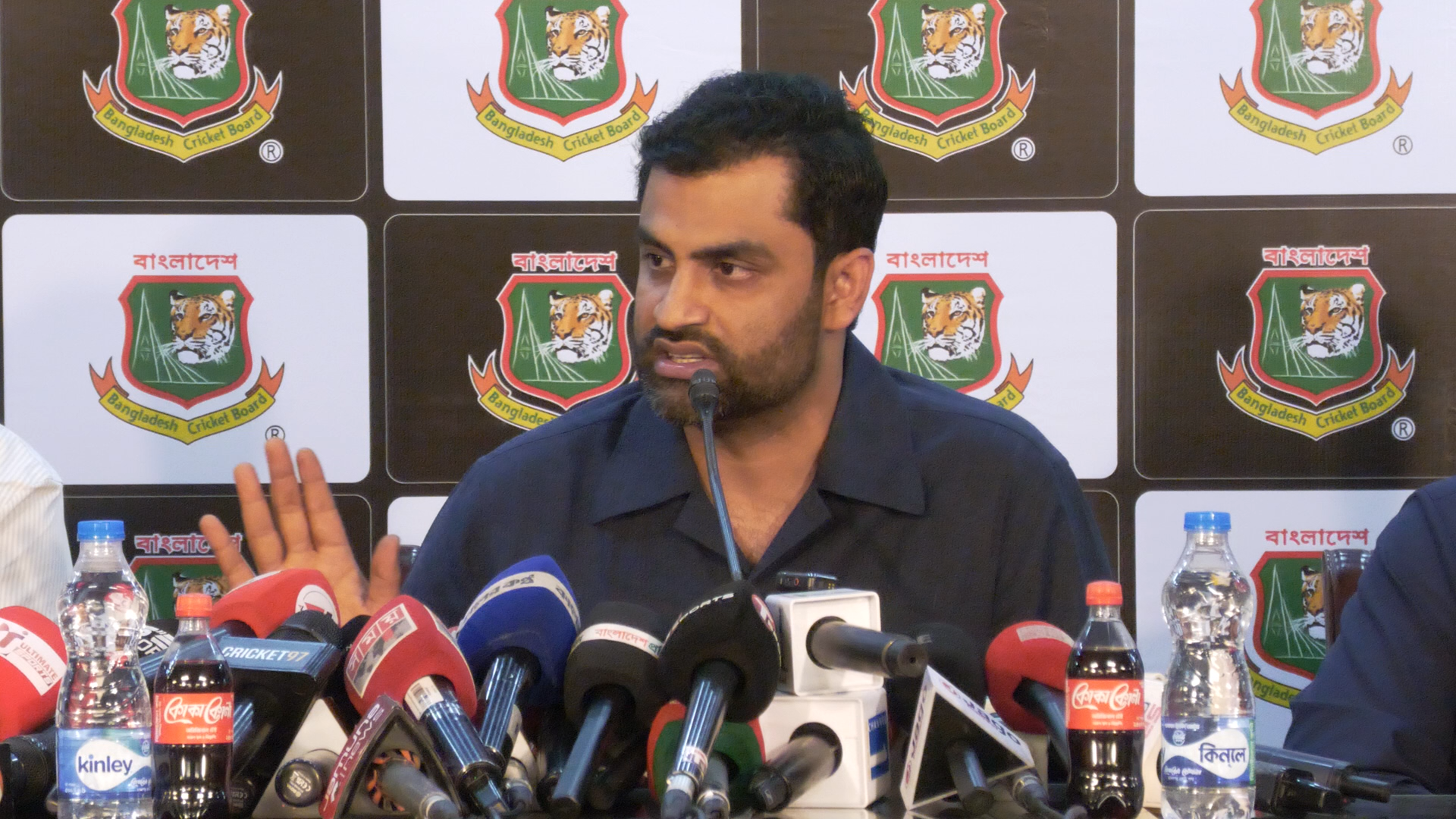 অধিনায়ক মিরাজের চেয়ে পারফর্মার মিরাজকে বেশি প্রয়োজন বাংলাদেশের: তামিম