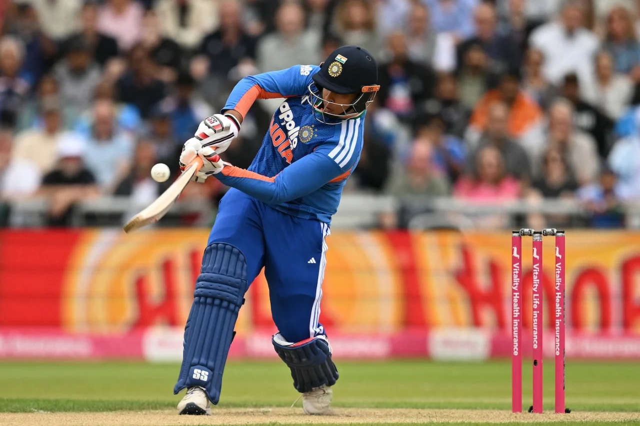 অভিষেক রাঙাতে পারলেন না সূর্যবংশী
