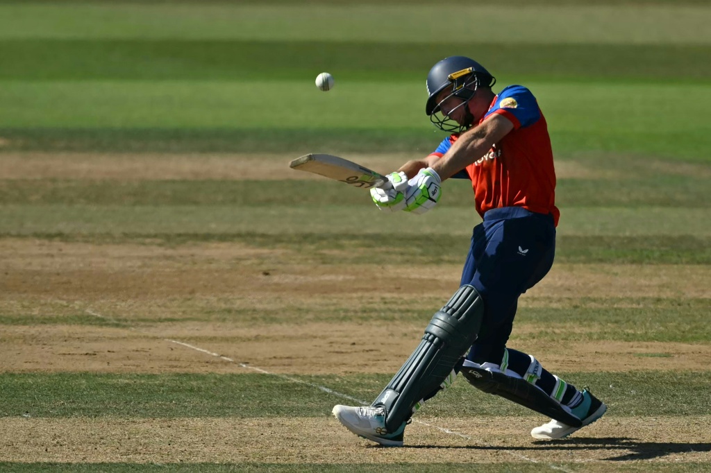 Ton-up Buttler takes new No 1 England to T20 series sweep of India