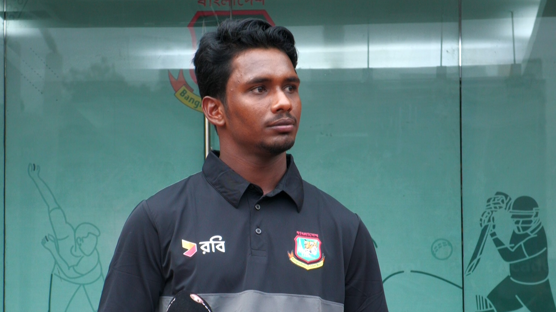 আজিজুল হাকিম তামিম, গণমাধ্যমের সঙ্গে আলাপকালে