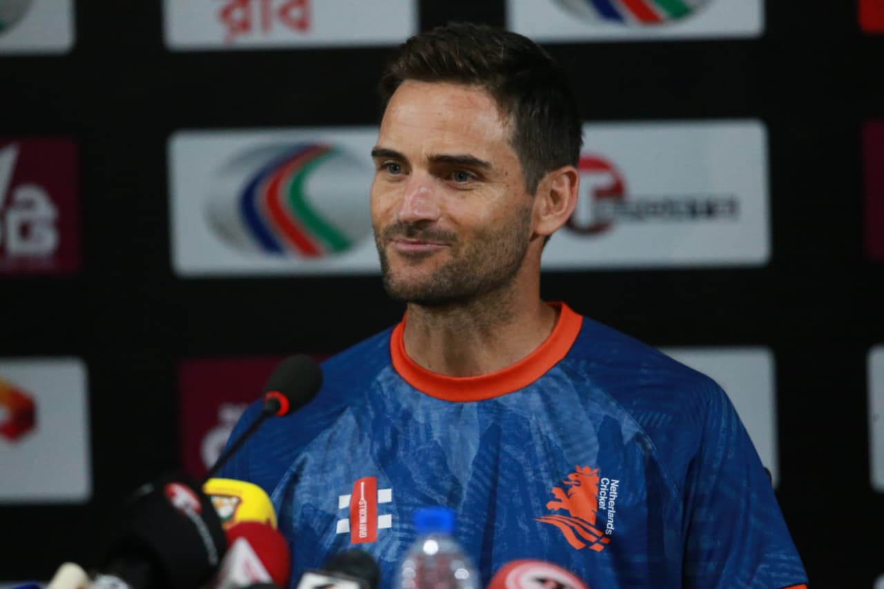 Ryan Cook, Cricfrenzy