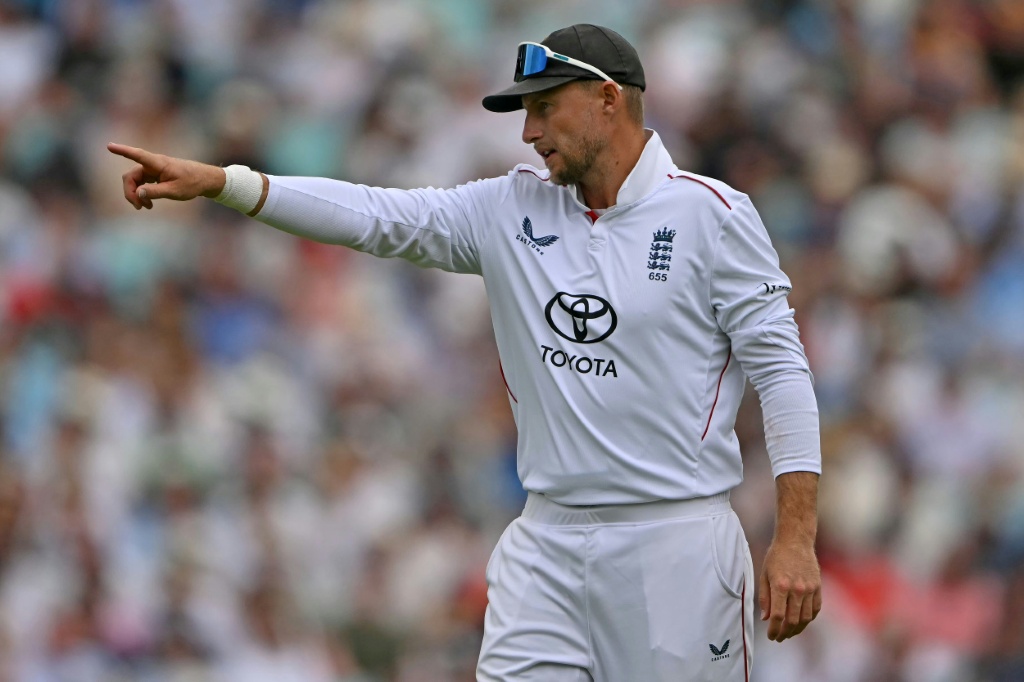 England captain Root tells players to be 'adults' as he ditches curfew