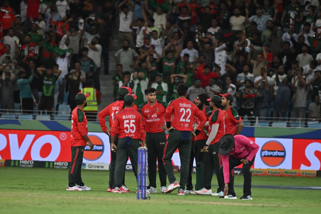 ক্যাচ মিসই বাংলাদেশকে ডুবিয়েছে, বলছেন মিসবাহ