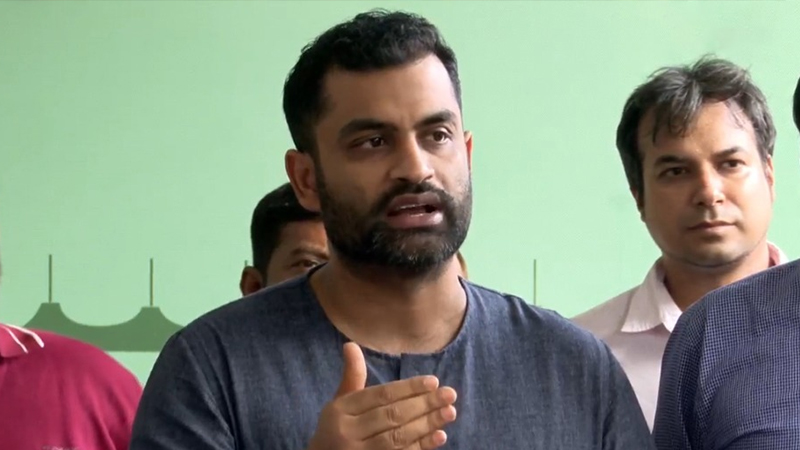 বিসিবি নির্বাচনের মনোনয়ন সংগ্রহ করলেন তামিম
