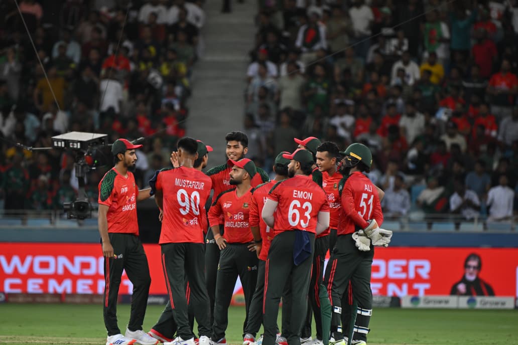 তাসকিন-মুস্তাফিজ অসাধারণ, রিশাদ খুবই প্রতিভাবান: ওয়াসিম আকরাম
