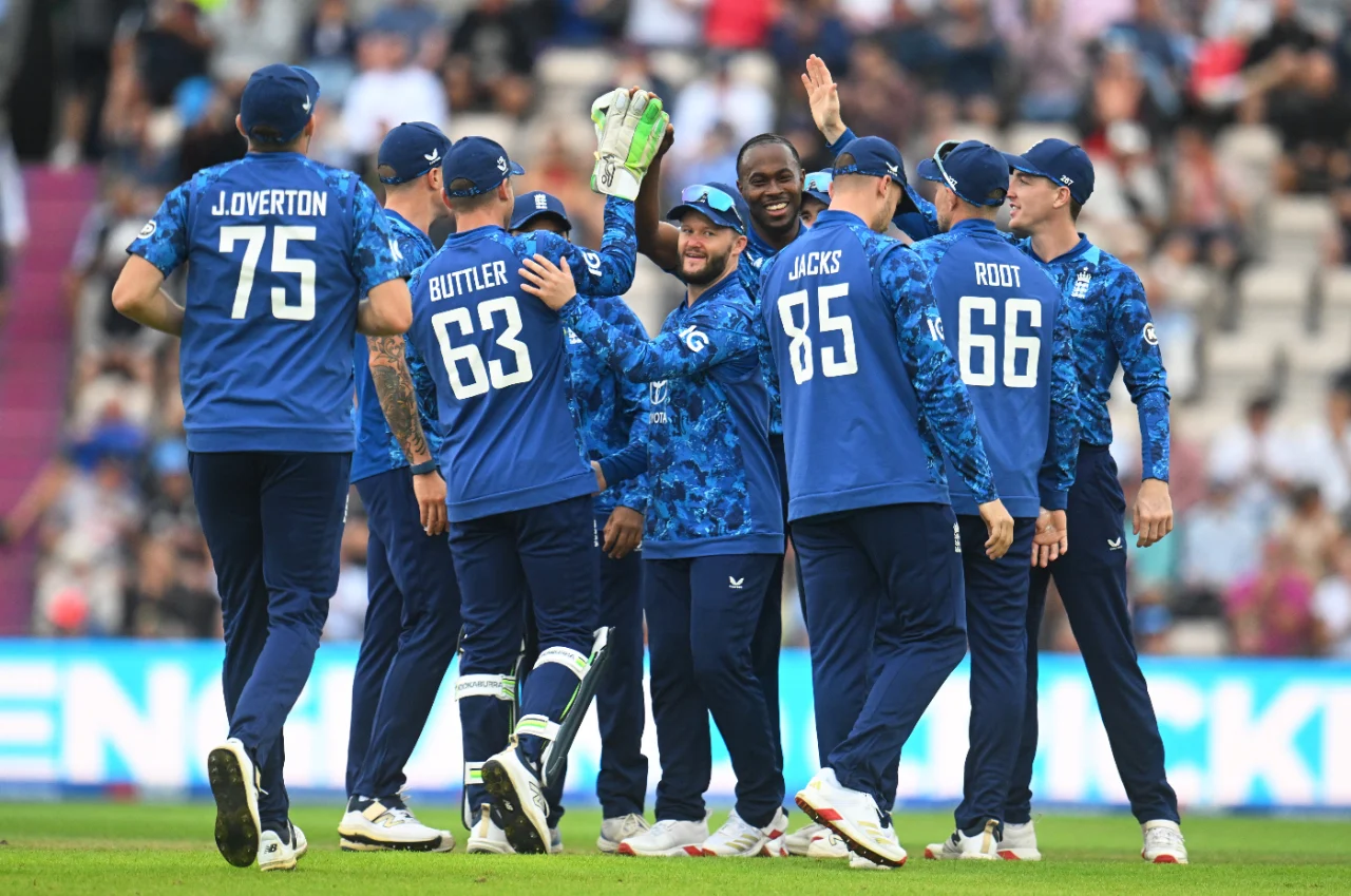 England team celebrate a wicket