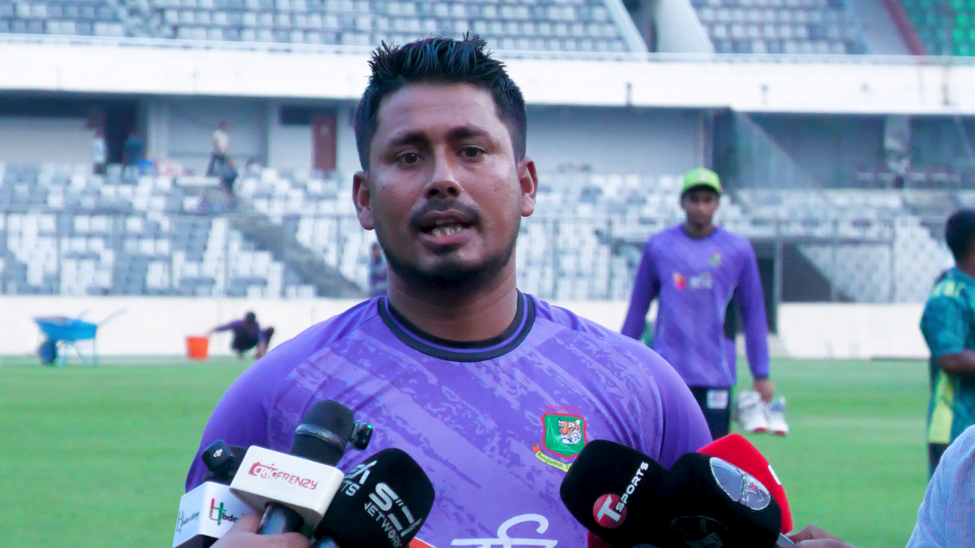 তিন ফরম্যাটের অধিনায়ক ও প্রধান কোচকে কৃতিত্ব দিচ্ছেন আশরাফুল