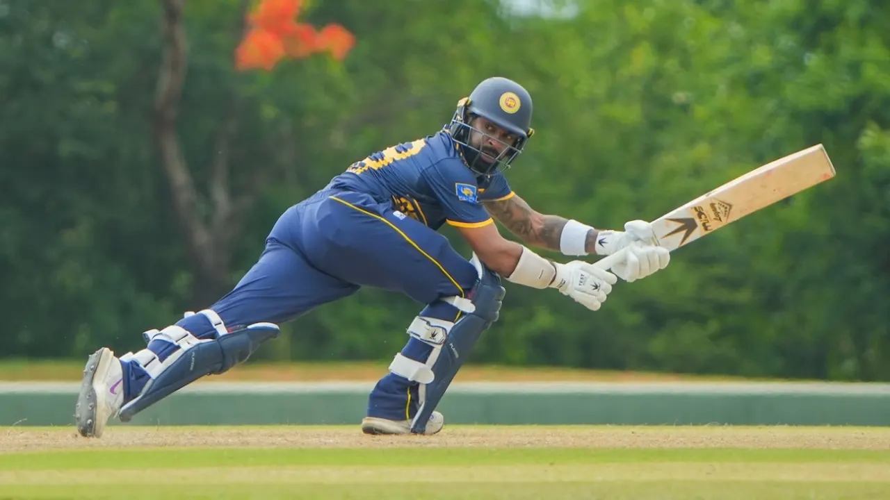 ৫ বছর পর শ্রীলঙ্কা দলে ডিকওয়েলা