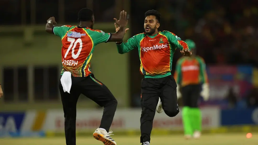 মিরাজের জোড়া শিকার, তবুও গায়ানার বড় হার