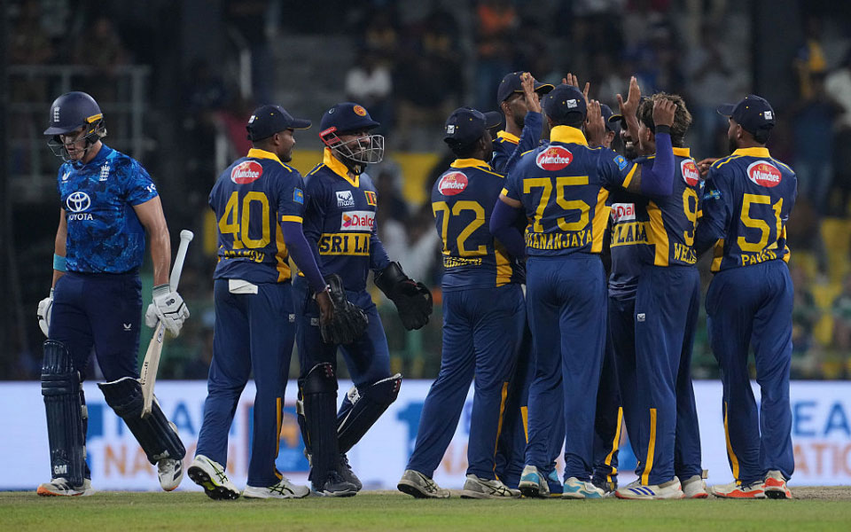 Sri Lanka name two new players for England white-ball tour