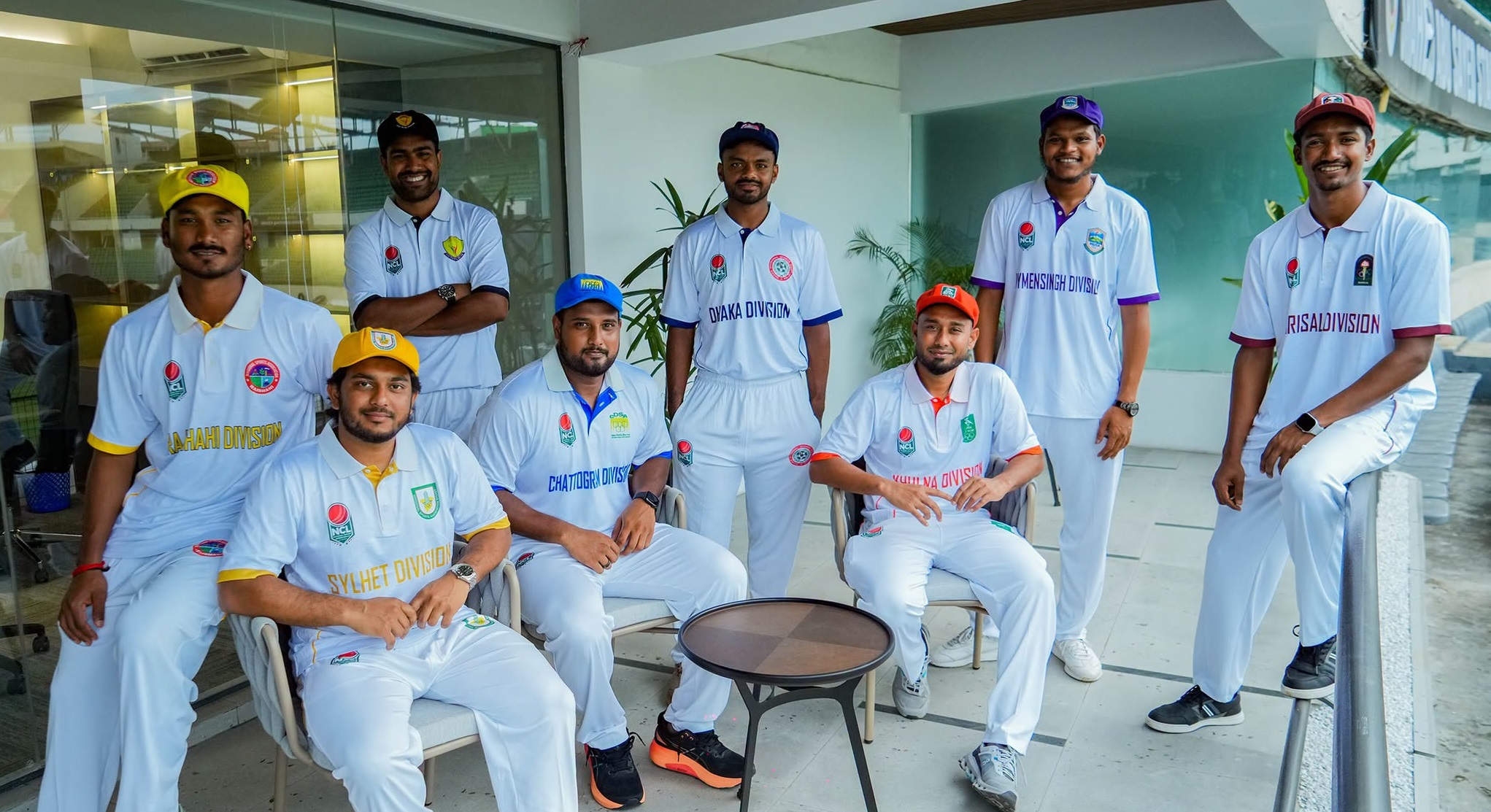 ব্যাগি ক্যাপ—ক্যাপ, হেরিটেজ, প্রাইড