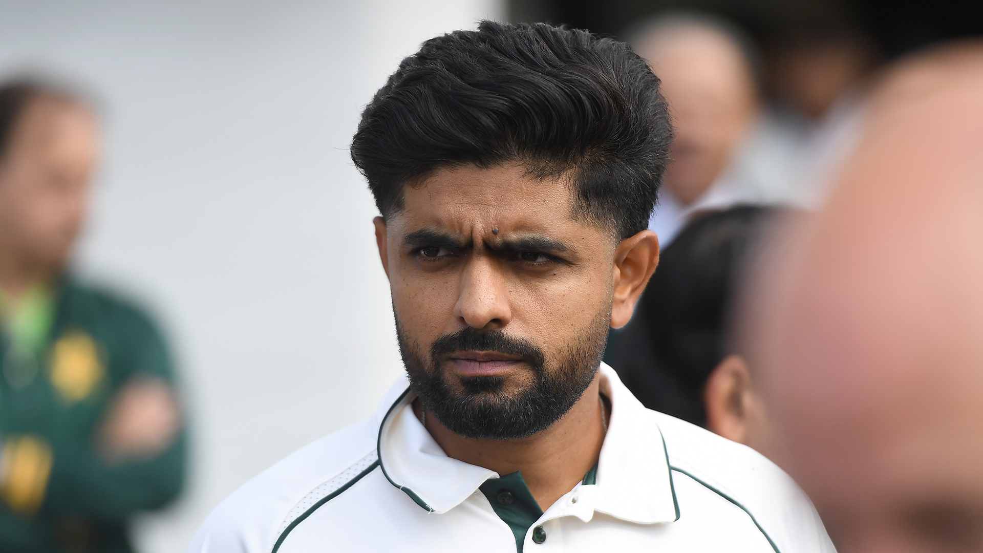 বাবরের দল চালানোর ক্ষমতা নিয়ে সন্দিহান আথারটন