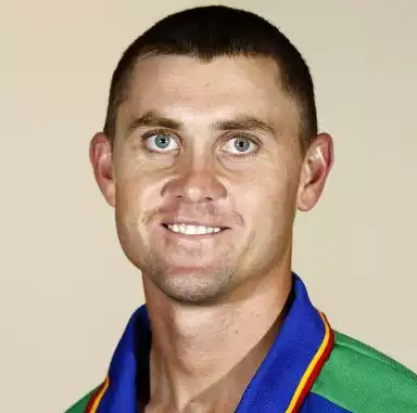 Deon Kotze headshot