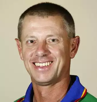 Lennie Louw headshot